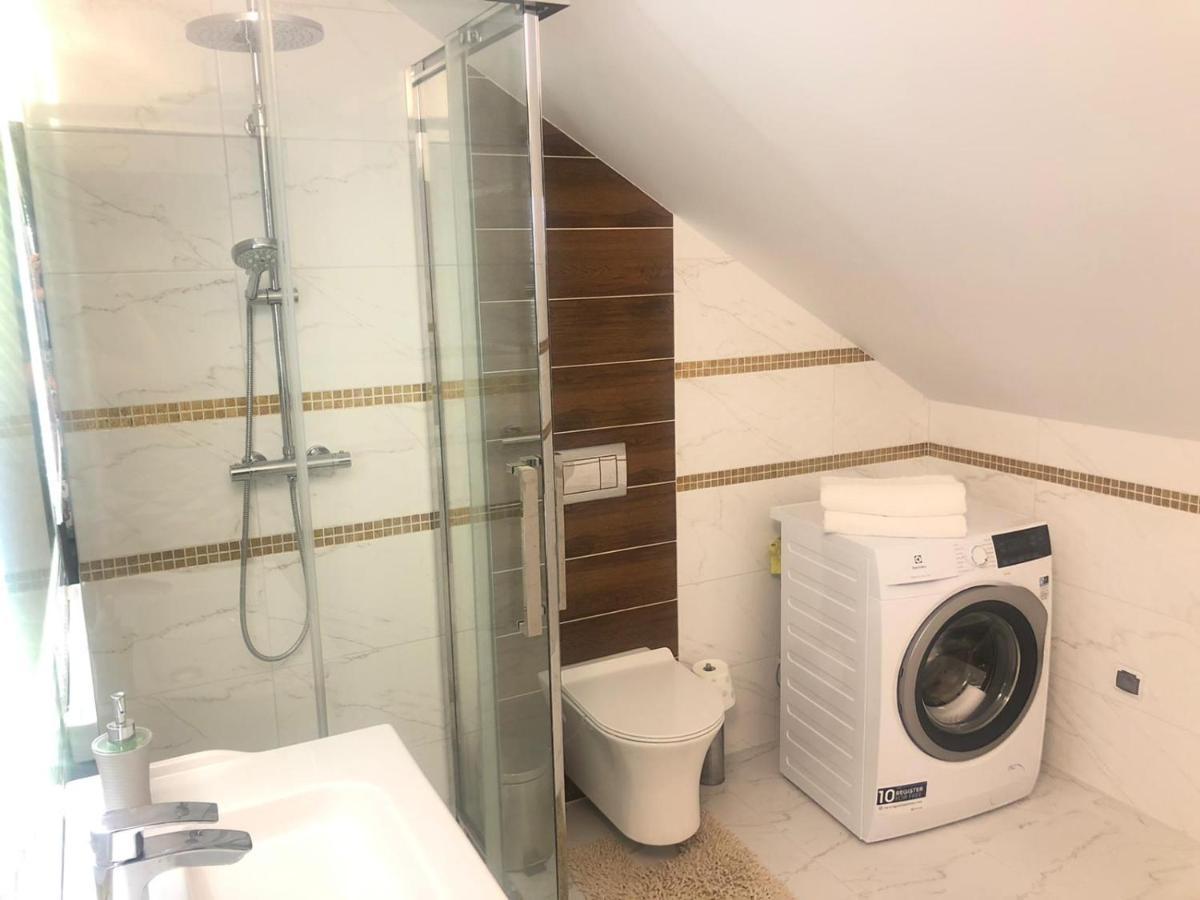 Apartamenty u Maksa Krzywcza Bagian luar foto
