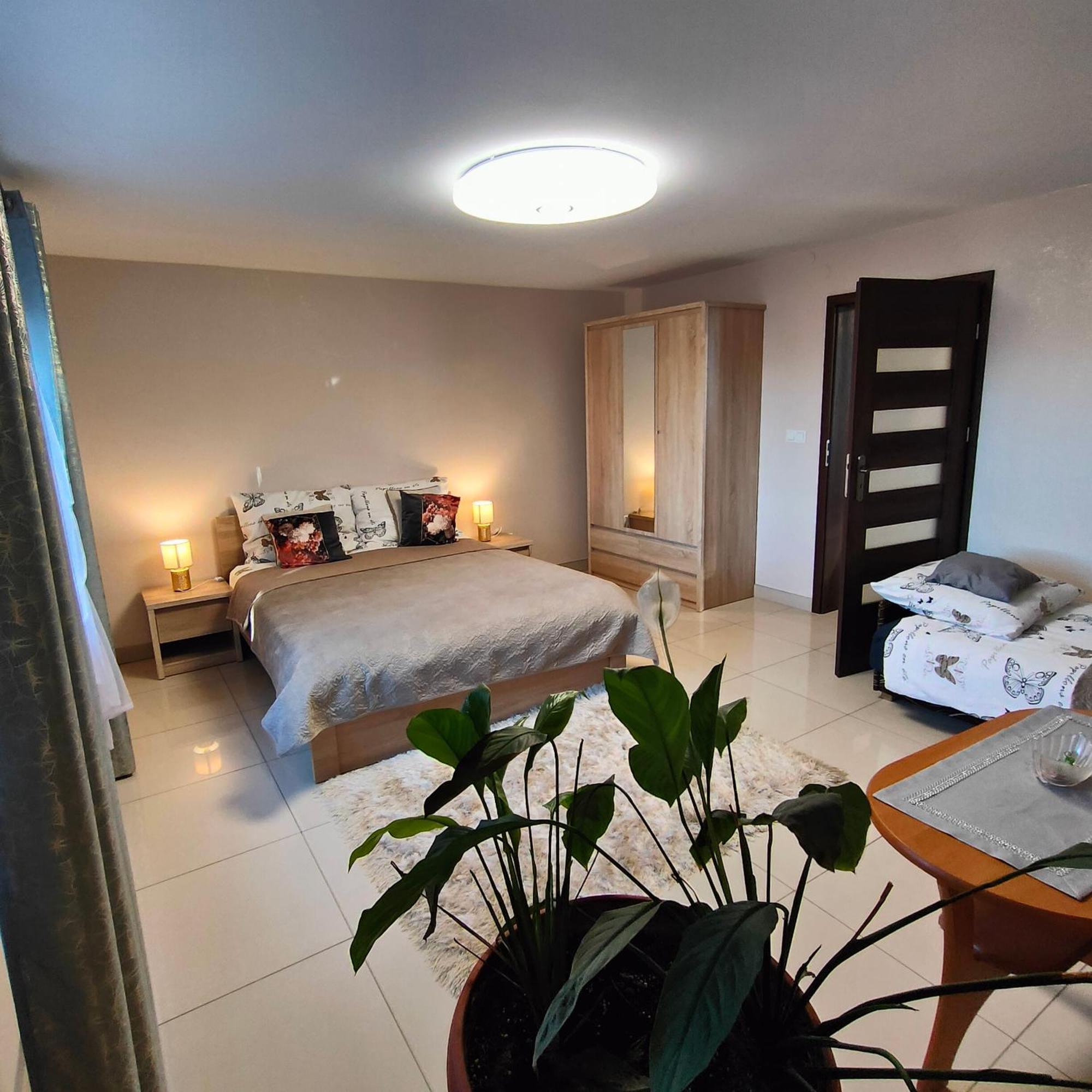 Apartamenty u Maksa Krzywcza Bagian luar foto